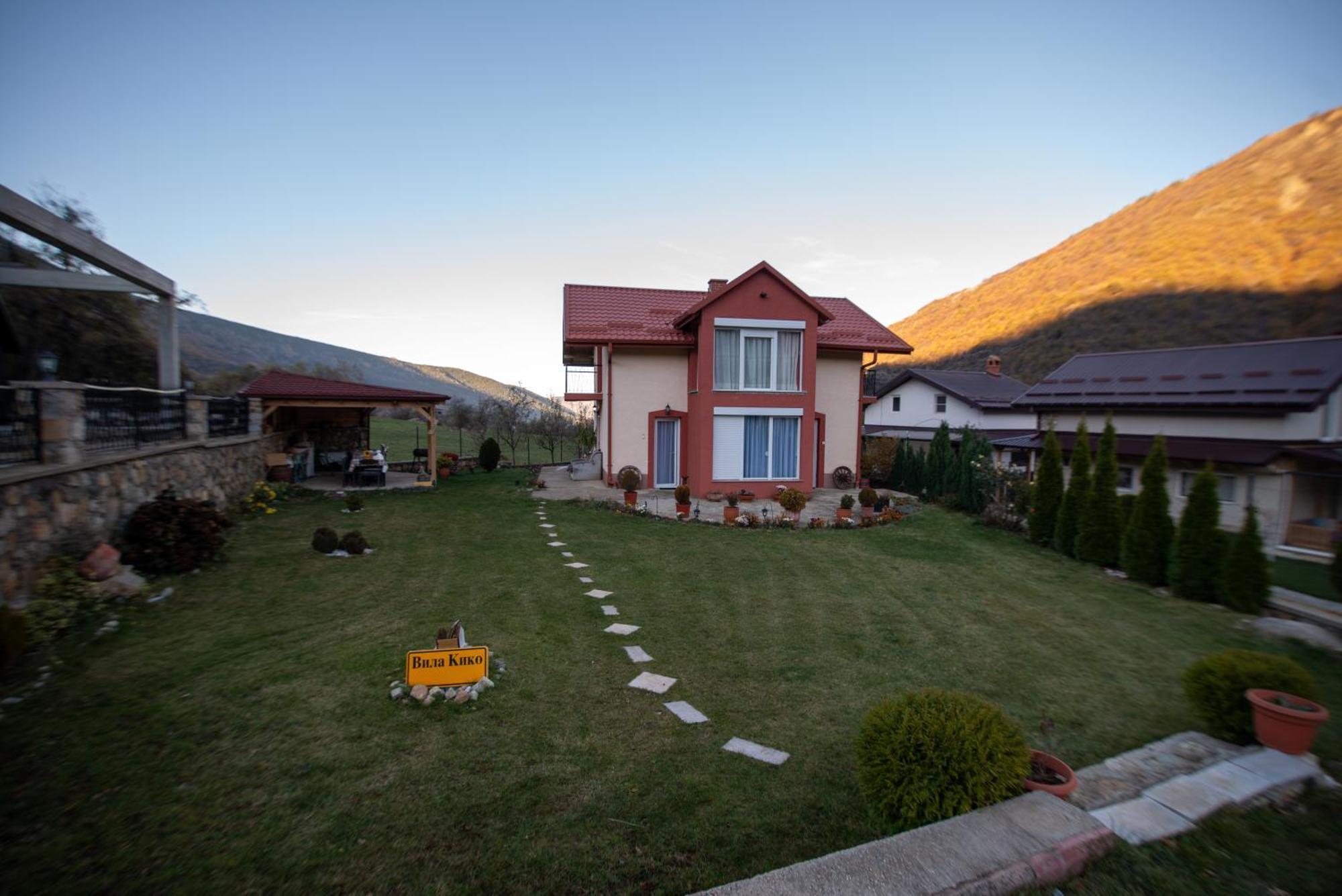 Villa Kiko Mountain Village بيتولا المظهر الخارجي الصورة